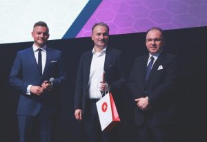 technologytrends2018_355-910x626