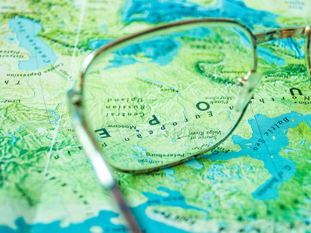 Epidemia COVID-19 spowodowała znaczne ograniczenie funkcjonowania administracji publicznej, zarówno centralnej, jak i samorządowej. Załatwianie wielu spraw jest obecnie przeniesione do internetu. Według ekspertów z firmy S&T…