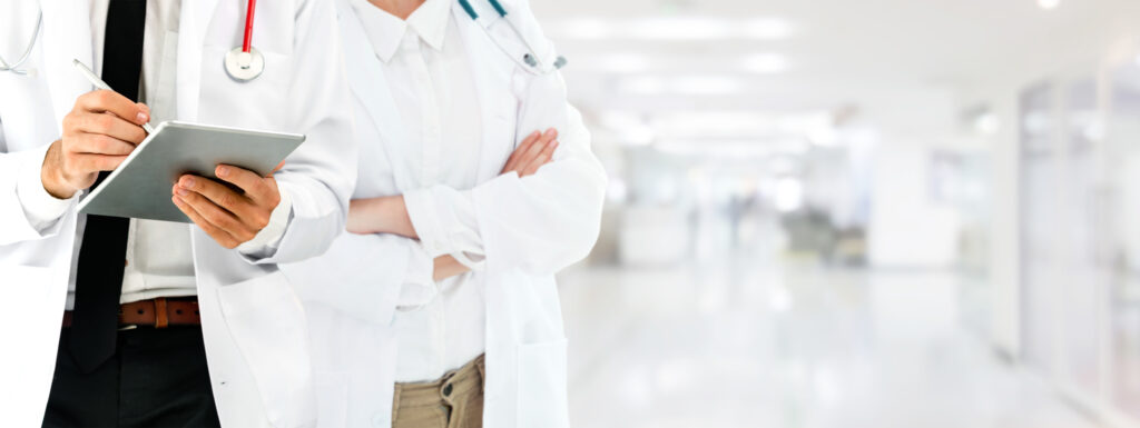 Ruszyła budowa nowoczesnej platformy gromadzenia i analiz danych e-KRN+. S&T zintegruje prowadzony od blisko 70 lat rejestr medyczny z największymi systemami centralnymi oraz z bazami świadczeniodawców leczących choroby onkologiczne.