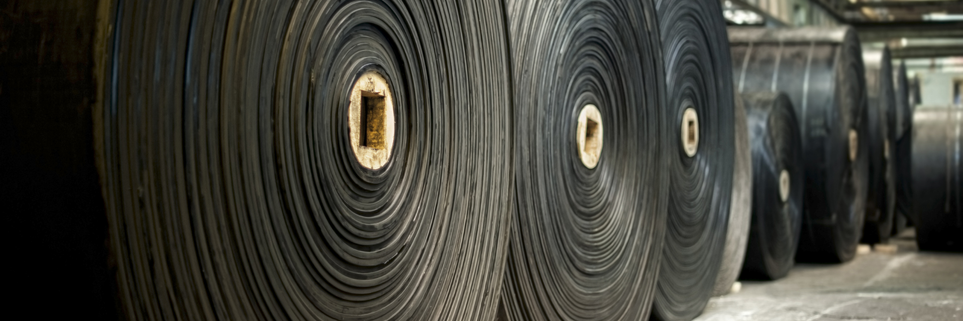 System obiegu faktur zakupowych dla Sanok Rubber Company