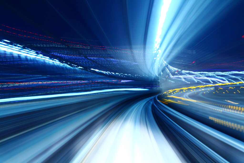 Konsekwencje epidemii stanowią wyzwanie dla modeli operacyjnych i biznesowych wielu firm. Pojawiają się liczne pytania – rozpoczynając od tego, w jaki sposób pracują pracownicy, a kończąc na tym, jak zmieniają się zachowania konsumentów.