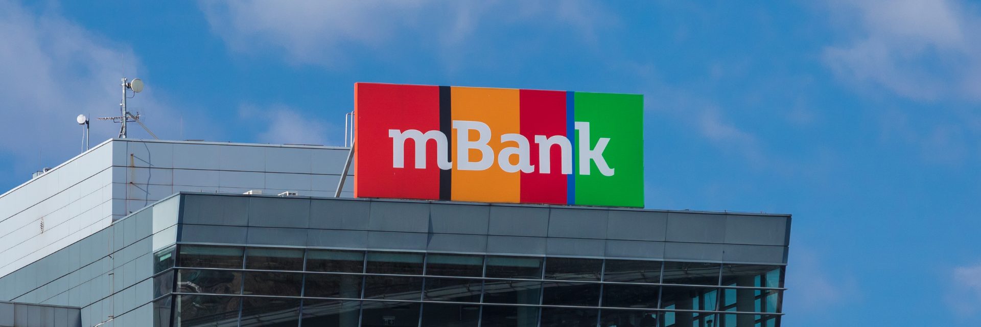 Wsparcie techniczne i IT w przeprowadzce pracowników mBanku