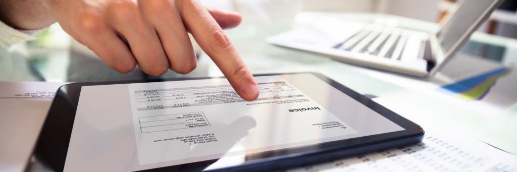 Światowa sieć ogólnokrajowych wdrożeń e-faktur może zaskoczyć. Prekursorem krajowych standardów e-fakturowania są kraje Ameryki Południowej, a e-faktura sprawdza się także w państwach, które dopiero wprowadziły podatek VAT! Gdzie cyfryzacja fiskusa już się dokonała, a gdzie właśnie się rozpoczyna?