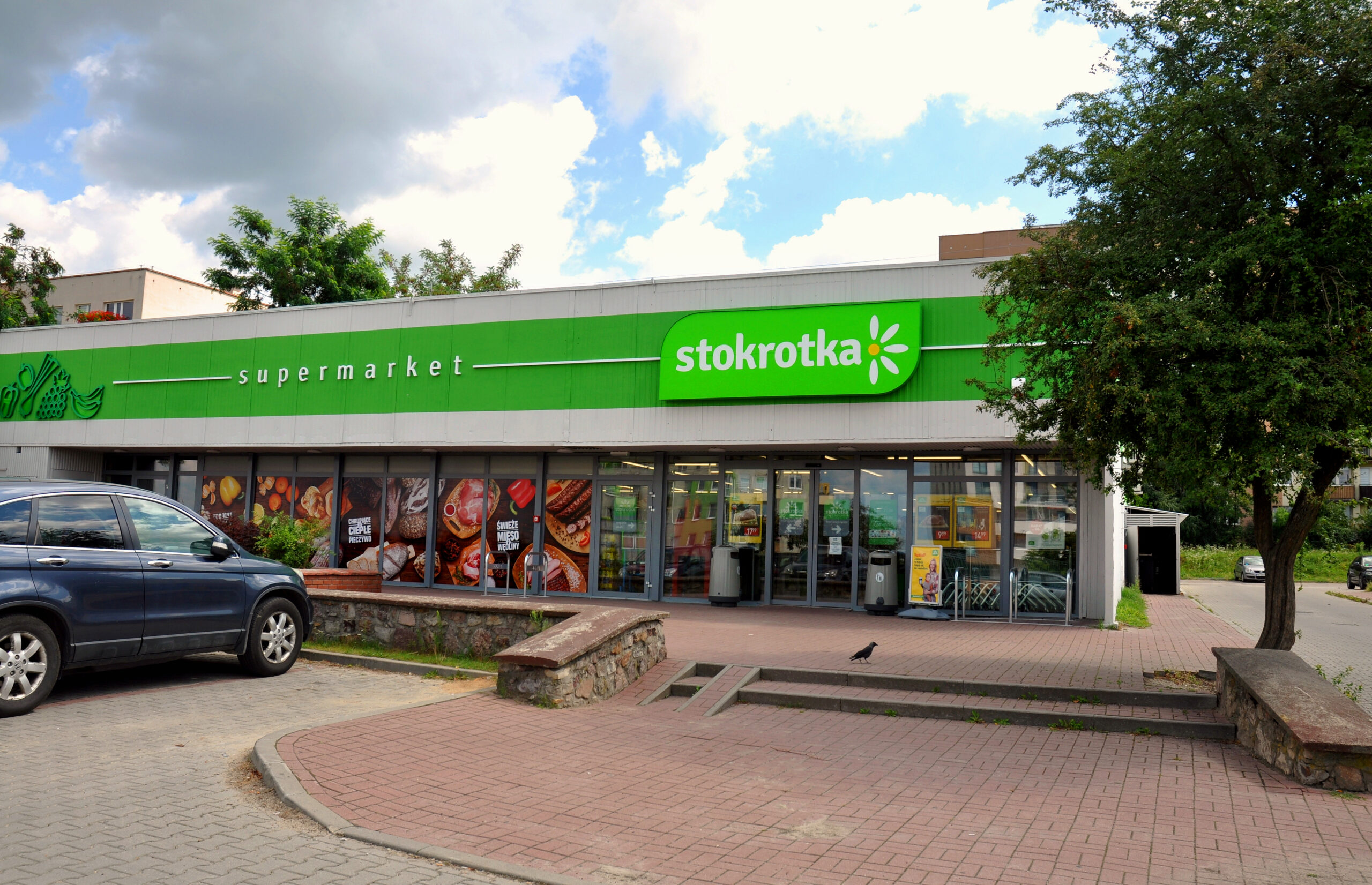 Wsparcie serwisowe 16 tys. urządzeń w supermarketach, marketach i expressach